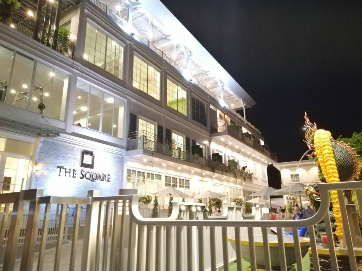 The Square 101 Hotel Bangkok Exterior photo
